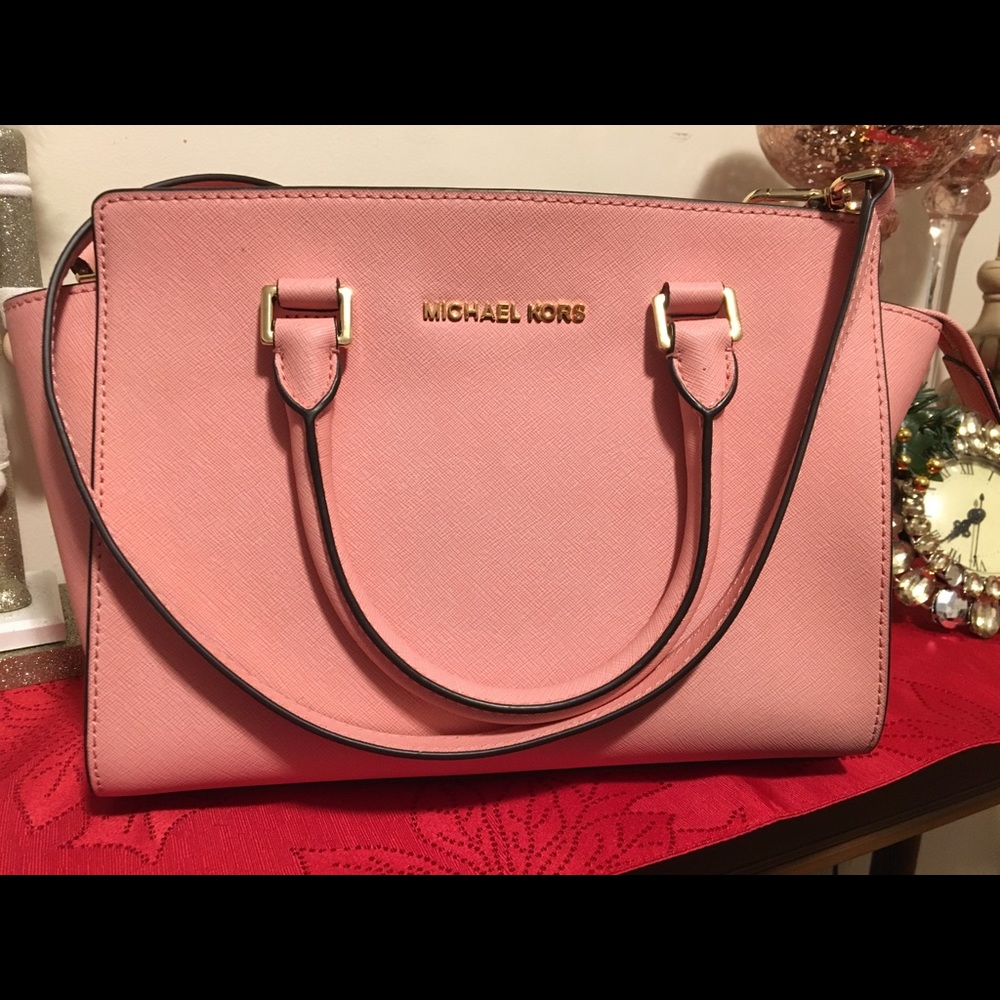Medium Michael Kors bag